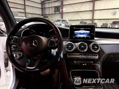 2018 Mercedes-Benz GLC 300 - zdjęcie 29 z 33 - miniatura