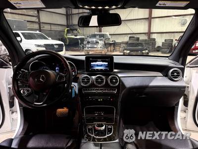 2018 Mercedes-Benz GLC 300 - zdjęcie 28 z 33 - miniatura