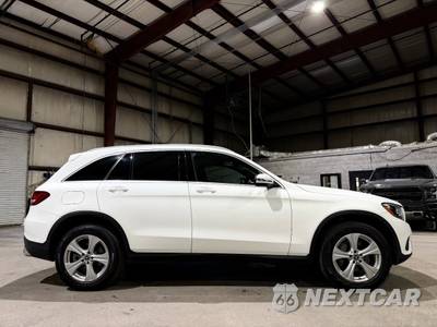 2018 Mercedes-Benz GLC 300 - zdjęcie 4 z 33 - miniatura
