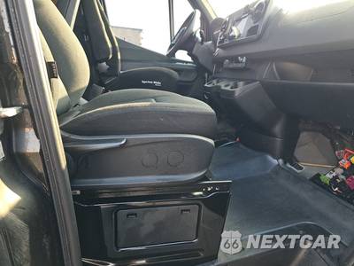 2019 Mercedes-Benz Sprinter 2500 Passenger Van High Roof 170.0" WB - zdjęcie 24 z 25 - miniatura