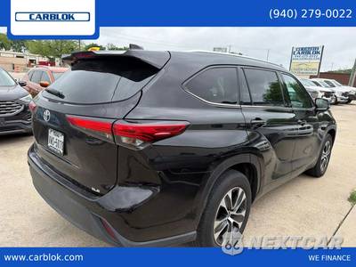 2021 Toyota Highlander XLE - zdjęcie 7 z 23 - miniatura