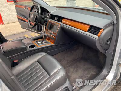 2004 Volkswagen Phaeton V8 - zdjęcie 13 z 27 - miniatura