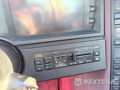1989 Cadillac Allante - zdjęcie 29 z 61 - miniatura