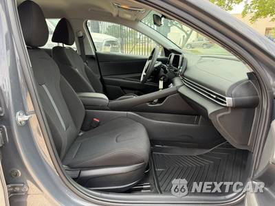 2024 Hyundai Elantra SE - zdjęcie 33 z 45 - miniatura