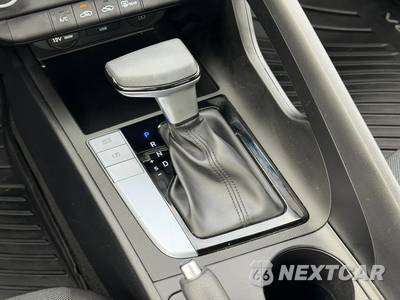 2024 Hyundai Elantra SE - zdjęcie 25 z 45 - miniatura