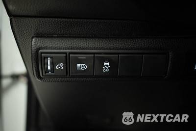 2023 Toyota Corolla Hybrid SE Sedan - zdjęcie 28 z 29 - miniatura