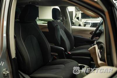 2023 Chrysler Voyager LX 121.6" WB - zdjęcie 14 z 27 - miniatura