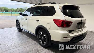 2020 Nissan Pathfinder SV - zdjęcie 8 z 18 - miniatura