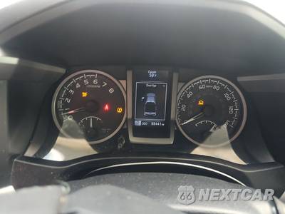 2019 Toyota Tacoma SR5 Crew Cab Medium Bed - zdjęcie 12 z 26 - miniatura
