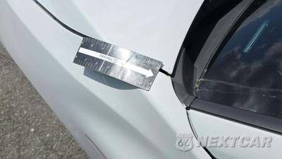 2023 Toyota Camry LE - zdjęcie 4 z 15 - miniatura