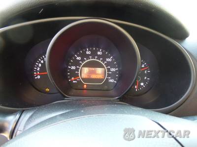 2016 Kia Soul + - zdjęcie 11 z 12 - miniatura