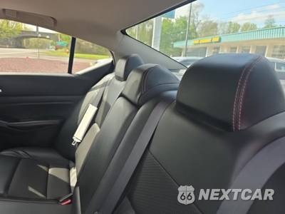 2020 Nissan Altima SR - zdjęcie 16 z 22 - miniatura