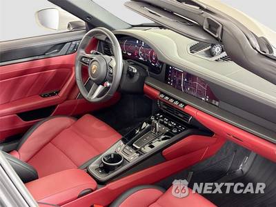 2026 Porsche 911 Targa 4 GTS - zdjęcie 27 z 40 - miniatura