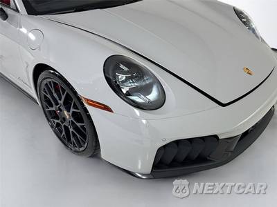 2026 Porsche 911 Targa 4 GTS - zdjęcie 32 z 40 - miniatura