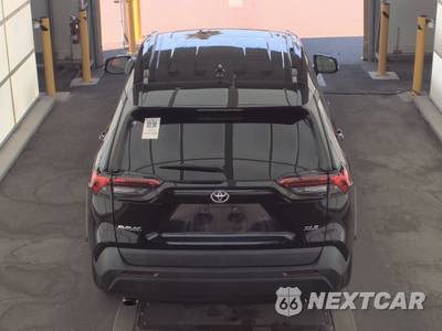 2021 Toyota RAV4 XLE - zdjęcie 15 z 42 - miniatura