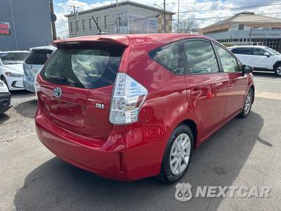 2014 Toyota Prius v Three - zdjęcie 5 z 20 - miniatura