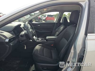 2024 Nissan Altima SV - zdjęcie 7 z 18 - miniatura