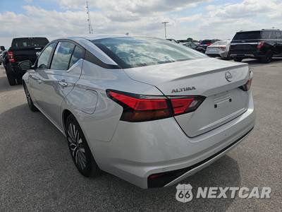 2024 Nissan Altima SV - zdjęcie 6 z 18 - miniatura