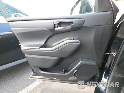 2022 Toyota Highlander XLE - zdjęcie 15 z 46 - miniatura
