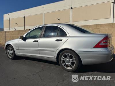 2003 Mercedes-Benz C 240 Sedan - zdjęcie 4 z 20 - miniatura