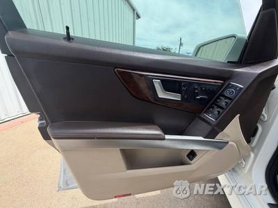 2015 Mercedes-Benz GLK 350 - zdjęcie 31 z 52 - miniatura
