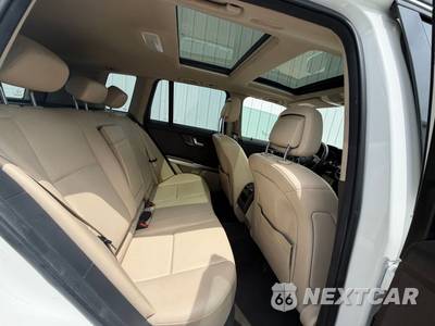 2015 Mercedes-Benz GLK 350 - zdjęcie 36 z 52 - miniatura