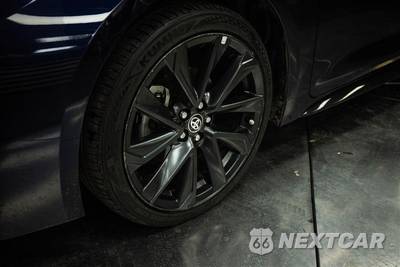 2024 Toyota Corolla SE Sedan - zdjęcie 3 z 28 - miniatura