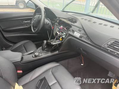 2015 BMW 3 Series Sedan 320i - zdjęcie 11 z 12 - miniatura