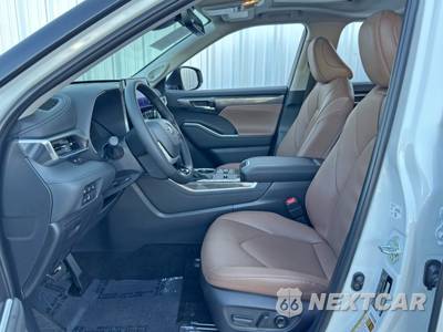 2025 Toyota Highlander Hybrid Limited 25th Edition - zdjęcie 15 z 48 - miniatura