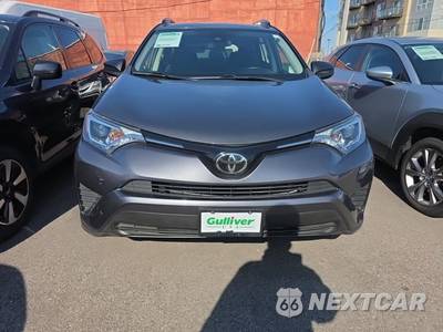 2017 Toyota RAV4 LE - zdjęcie 2 z 22 - miniatura