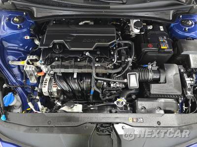 2023 Hyundai Elantra SEL - zdjęcie 15 z 19 - miniatura