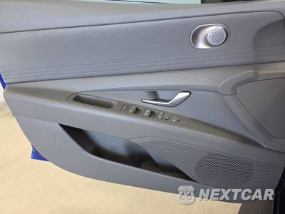 2023 Hyundai Elantra SEL - zdjęcie 9 z 19 - miniatura
