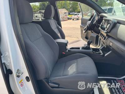 2019 Toyota Tacoma TRD Sport Crew Cab Medium Bed - zdjęcie 16 z 24 - miniatura