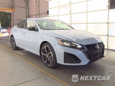 2023 Nissan Altima SR - zdjęcie 3 z 20 - miniatura