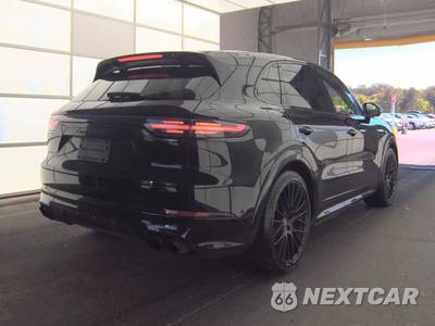 2023 Porsche Cayenne GTS - zdjęcie 4 z 20 - miniatura