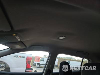 2015 Nissan LEAF SV - zdjęcie 17 z 18 - miniatura