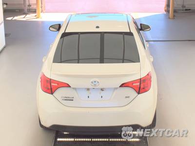 2017 Toyota Corolla 50th Anniversary Special Edition Sedan - zdjęcie 6 z 36 - miniatura