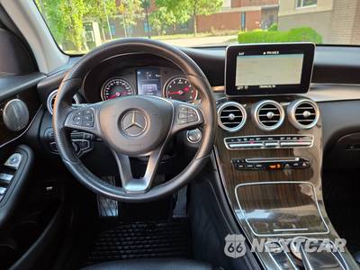 2016 Mercedes-Benz GLC 300 4MATIC - zdjęcie 27 z 35 - miniatura