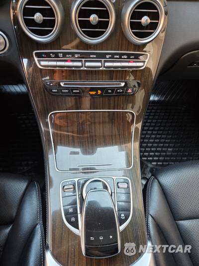 2016 Mercedes-Benz GLC 300 4MATIC - zdjęcie 29 z 35 - miniatura