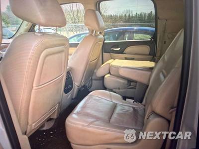 2011 GMC Yukon Denali XL 5SA - zdjęcie 10 z 12 - miniatura