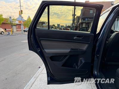 2023 Volkswagen Atlas Cross Sport 3.6L V6 SE w/Technology - zdjęcie 14 z 27 - miniatura