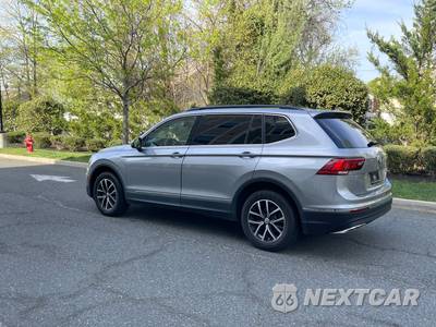 2021 Volkswagen Tiguan 2.0T SE - zdjęcie 11 z 47 - miniatura
