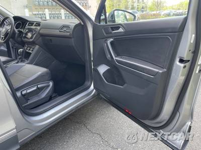 2021 Volkswagen Tiguan 2.0T SE - zdjęcie 23 z 47 - miniatura