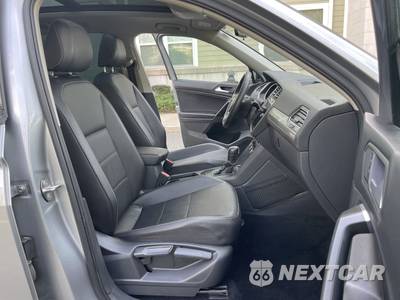 2021 Volkswagen Tiguan 2.0T SE - zdjęcie 27 z 47 - miniatura