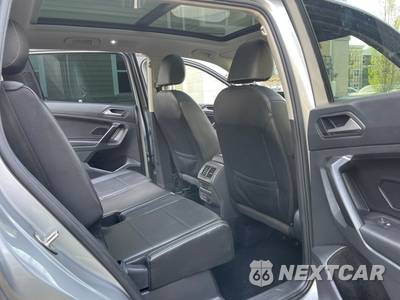 2021 Volkswagen Tiguan 2.0T SE - zdjęcie 32 z 47 - miniatura