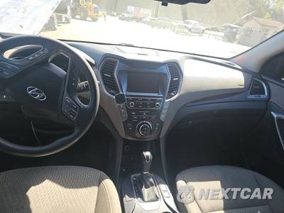 2018 Hyundai Santa Fe SE - zdjęcie 11 z 50 - miniatura