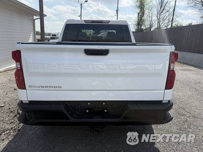 2023 Chevrolet Silverado 1500 WT Crew Cab Short Bed 1WT - zdjęcie 13 z 35 - miniatura