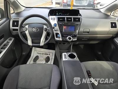 2014 Toyota Prius v Three - zdjęcie 14 z 28 - miniatura