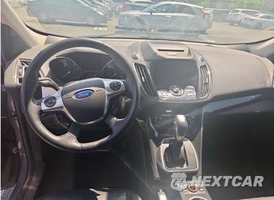 2014 Ford Escape Titanium - zdjęcie 4 z 13 - miniatura