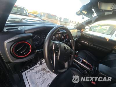 2019 Toyota Tacoma TRD Sport Crew Cab Medium Bed - zdjęcie 11 z 20 - miniatura